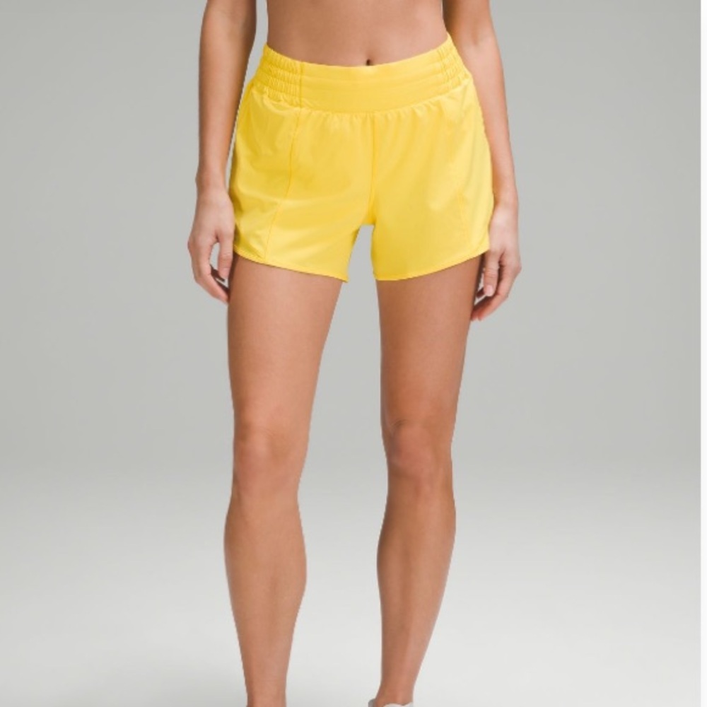 lululemon Hotty hot high rise shorts size 4 utility yellow NWT $75